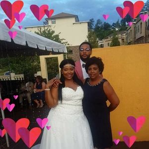 Meet your Posher, Gloria